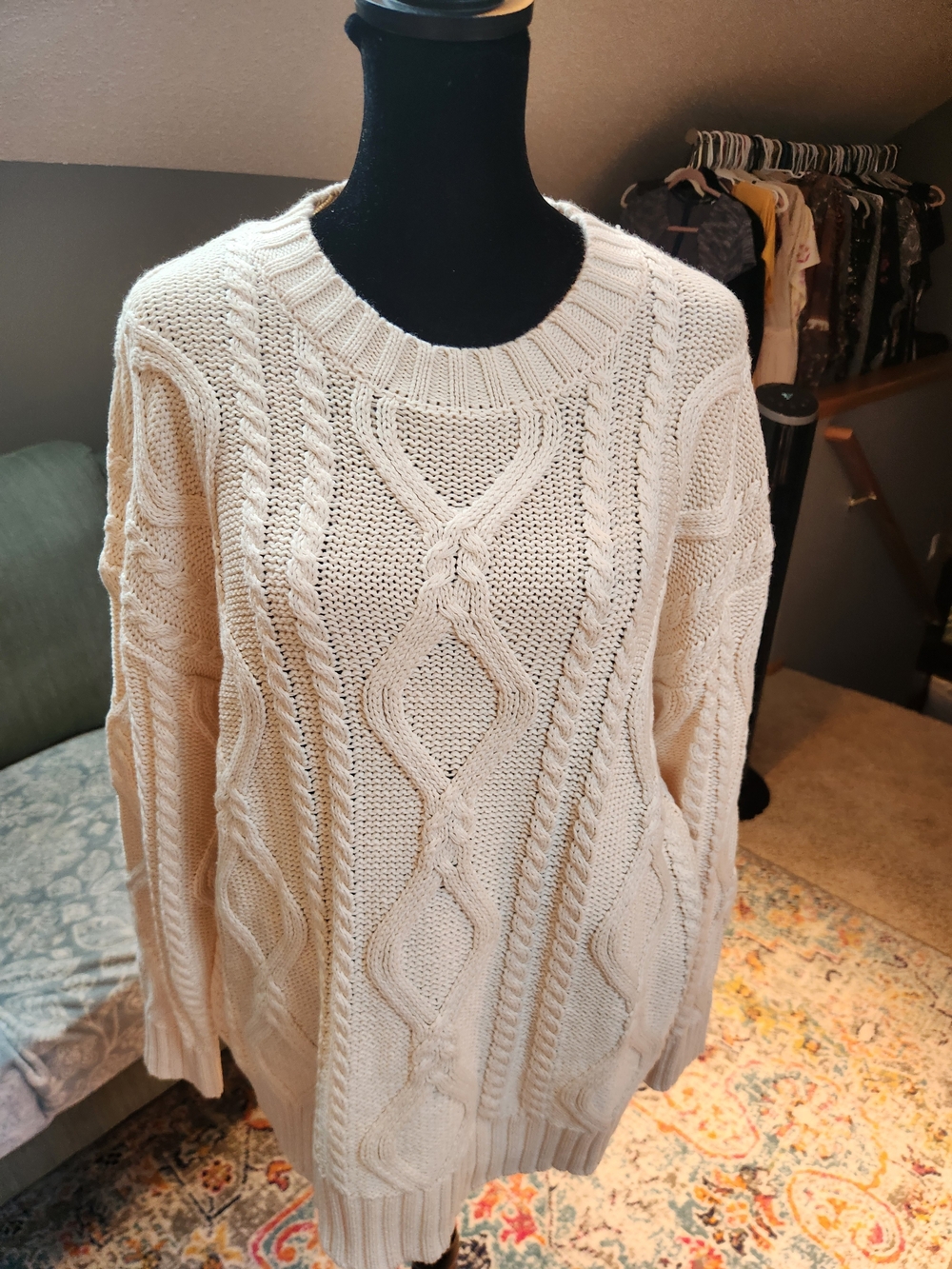 Trendy Queen Classic Cable Knit Crewneck Sweater - Cream Nwt New Small